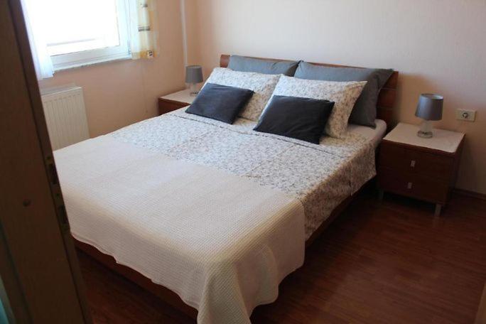 Apartments Ficur With Swimming Pool & Grill, Portorož Exterior foto