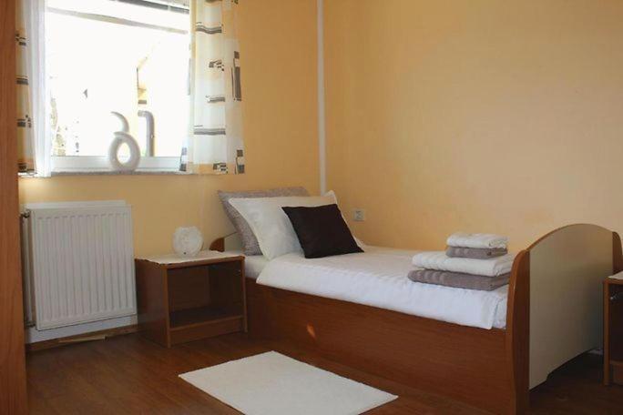 Apartments Ficur With Swimming Pool & Grill, Portorož Exterior foto